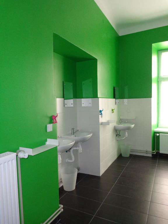 Lolek Hostel Люблин Экстерьер фото