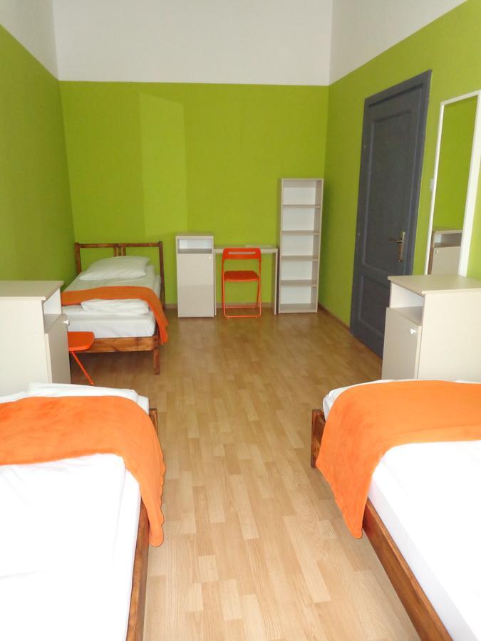 Lolek Hostel Люблин Экстерьер фото